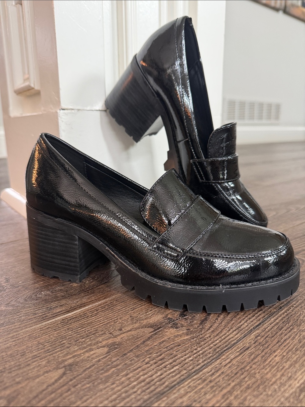 Jane And The Shoe NWOB Leighton Black Patent Chunky Platform Loafer Ladies 7
